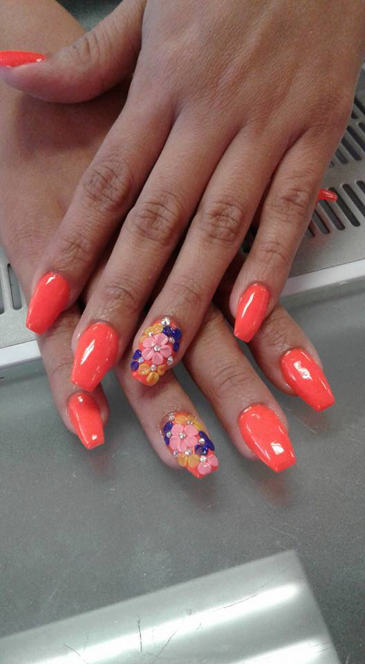 Isabel's Nails logo